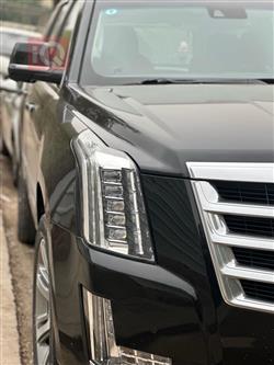 كاديلاك اسكاليد